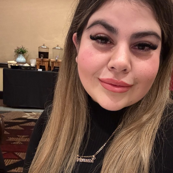 Meet your Posher, Jamie - Picture 1 of 1